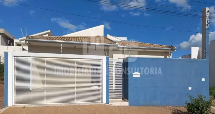 Casa a venda com 3 suítes no parque das esmeraldas ii
