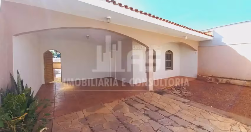 Casa com 3 quartos à venda no Jardim Vitória, Marília 