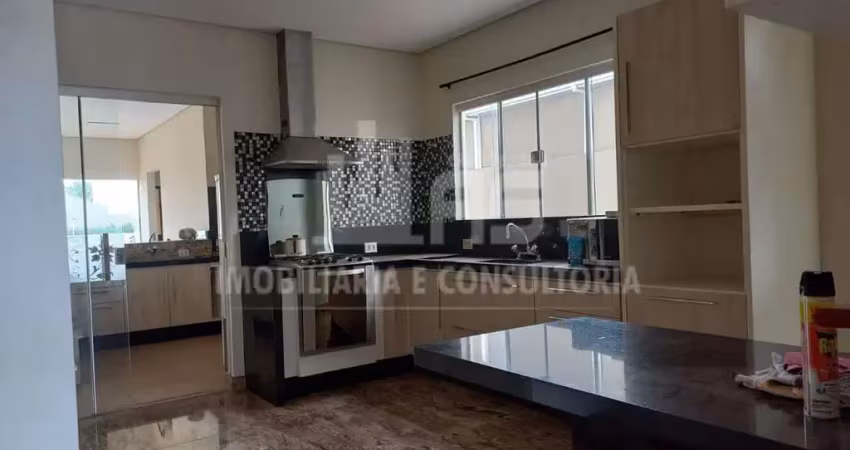 Casa em condomínio fechado com 4 quartos à venda na Avenida Etore Tiveron, Padre Nóbrega, Marília