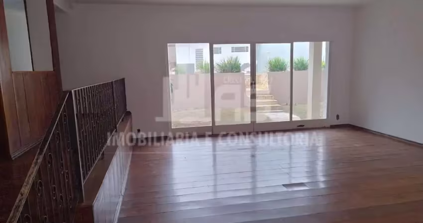 Casa à venda contendo 4 quartos sendo 3 suítes no marajá.