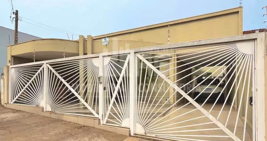 Casa com 3 quartos à venda no Labienópolis, Garça 