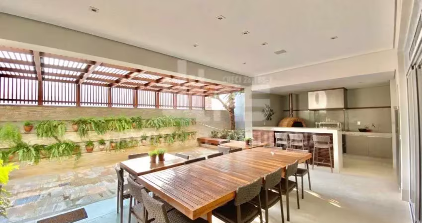 Apartamento com 3 quartos para alugar no Centro, Marília 