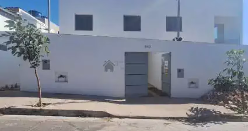 Linda casa geminada triplex na melhor localizaa‡aƒo do bairro vila cristina em betim