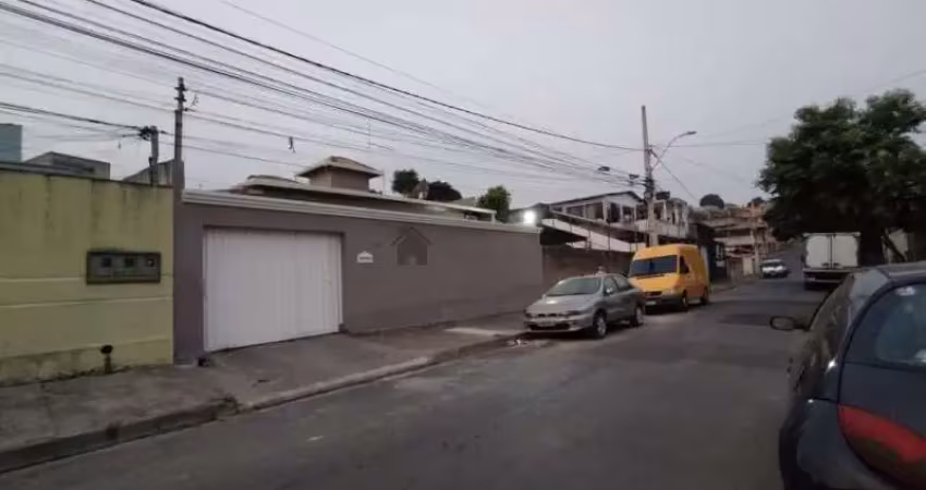 Linda casa em lote de 360 metros no saƒo cristovaƒo em betim