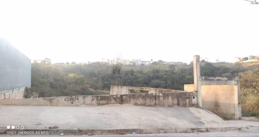 EXCELENTE LOTE DE 360 METROS NO MONTE VERDE EM BETIM