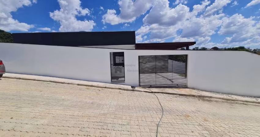 EXCELENTE CASA GEMINADA 03 QUARTOS COM SUATE NO BAIRO TROPICAL EM CONTAGEM