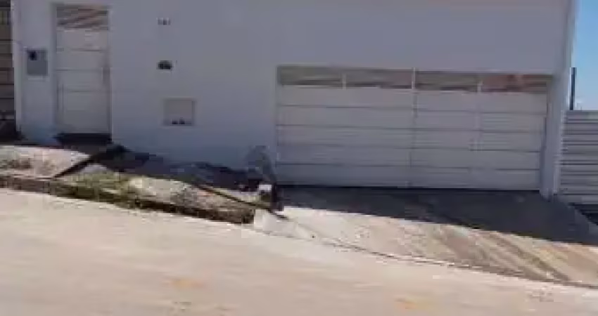 OTIMA CASA EM LOTE  INTEIRO 2 QUARTOS E SUITE