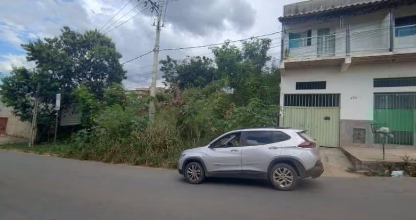 EXCELENTE LOTE DO LADO DE CIMA DA RUA COM 360 METROS, RECANTO VERDE ESMERALDAS