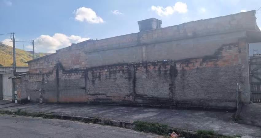 A“TIMO LOTE COM 04 BARRACA•ES EM LOTE  DE 220 METROS NO VILA CRISTINA EM BETIM