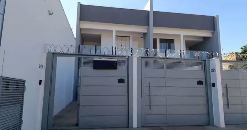 Excelente casas geminadas 3 quartos no santa fe  betim