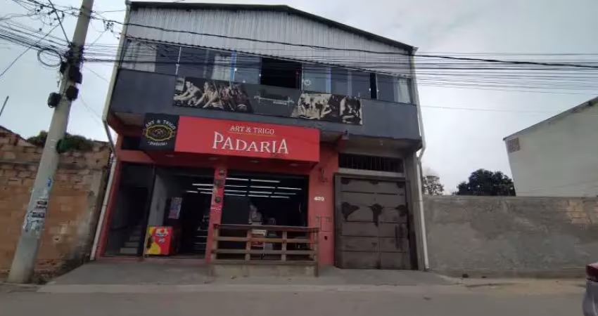 Linda casa 03 quartos com suate no bairro nascentes imperiais contagem