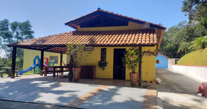 Alugo Linda Chácara em Mogi das Cruzes – 9.000 m²