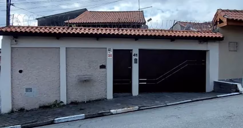 Casa a venda em Ferraz de Vasconcelos