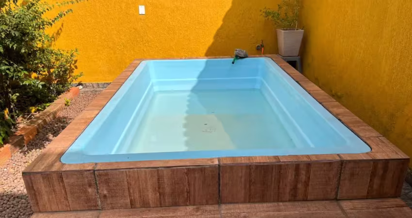 Casa com 2 quartos à venda na Vila Colorado, Suzano 