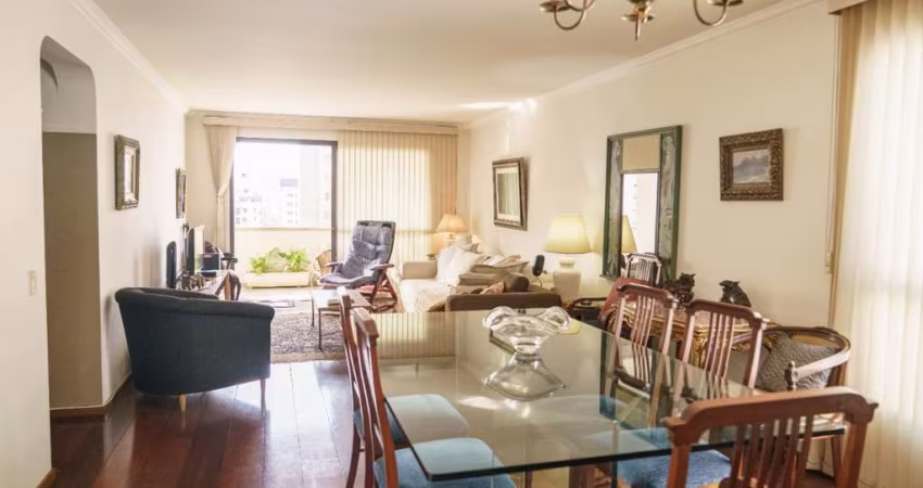 Imperdível apartamento tipo para venda com 3 quartos, sendo 1 suíte, 207m²