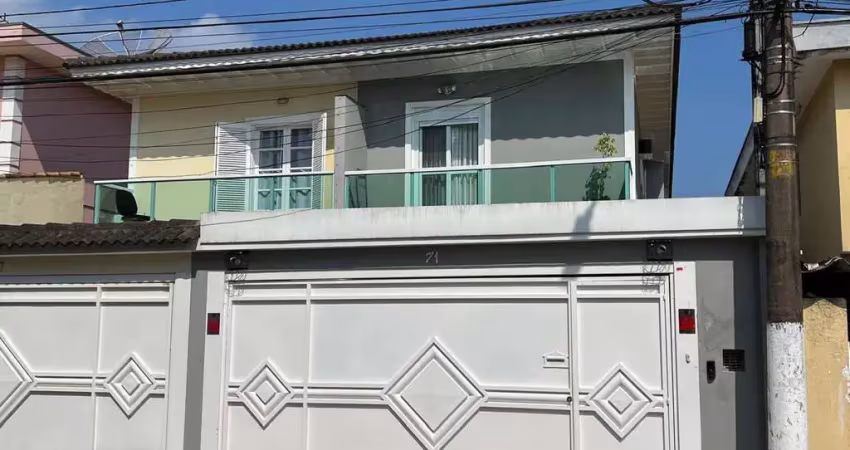 Vendo lindo sobrado no bairro campo grande! (zona sul-sp)