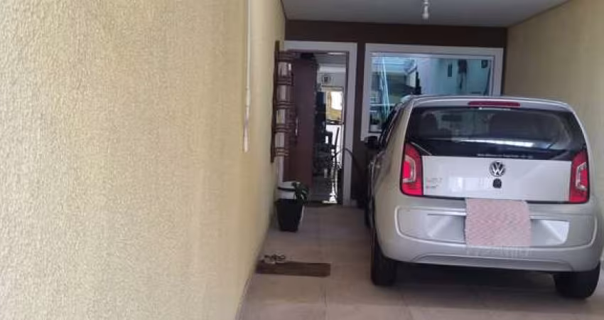 VENDO LINDO SOBRADO DE 03 DORMITÓRIOS NO BAIRRO CAMPO GRANDE!