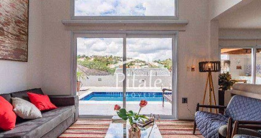 Casa à venda Alphaville com 4 dormitórios, piscina e 300m2.