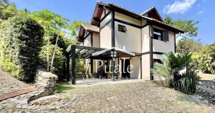 Casa com 3 dormitórios à venda, 183 m² por R$ 1.280.000 - Chácara Santa Lúcia - Carapicuíba/SP