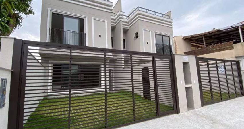 Sobrado com 3 dormitórios à venda, 215 m² por R$ 2.300.000,00 - Centro - Balneário Camboriú/SC