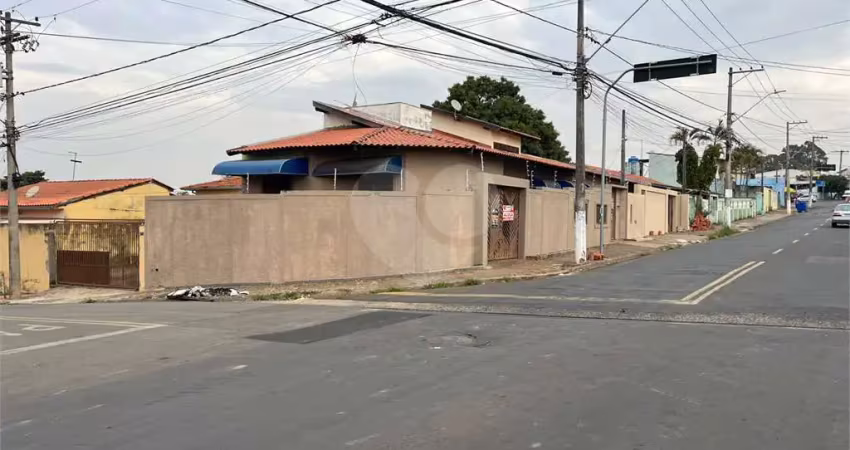 Casa com 3 quartos à venda ou para locação em parque ortolândia - sp