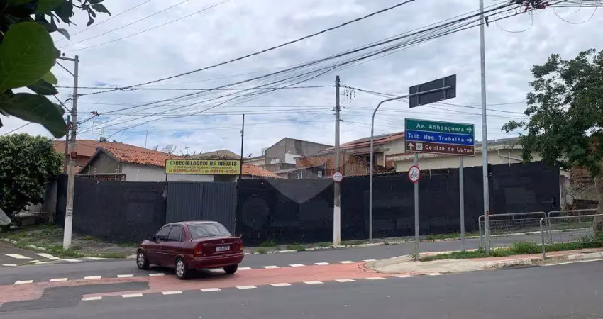 Barracão / Galpão / Depósito à venda na Avenida Thereza Ana Cecon Breda, Vila Real, Hortolândia