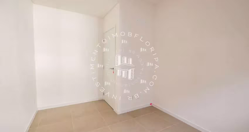 Apartamento novo com 2 dormitórios, em área nobre da trindade