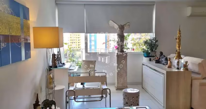 Apartamento com 3 dormitórios em área nobre do centro de floripa
