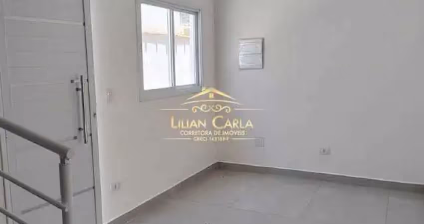 Sobrado em Condomínio à venda em Mongaguá com 2 dorm, 1 suíte, 1 vaga de garagem por R$ 295 MIL!