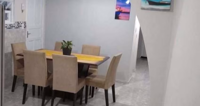 Casa para alugar em Mongaguá com 3 dorm, 2 wc 2 vagas de garagem por R$ 1.600