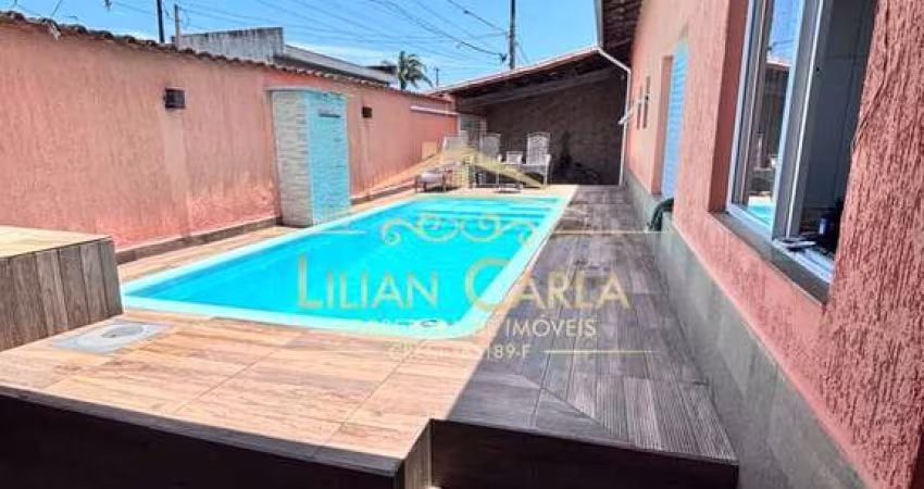 Casa à venda em Mongaguá com 2 dorm, 1 suíte, PISCINA por R$ 310 mil