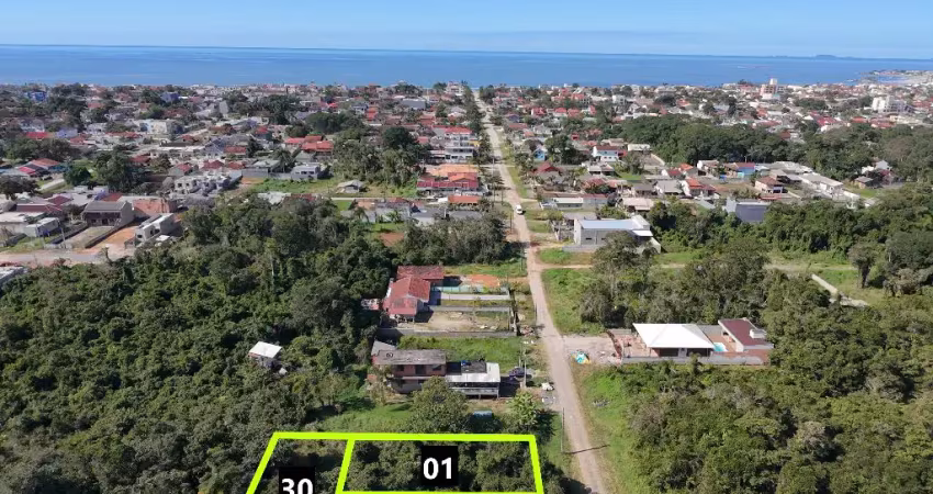 Terrenos para Venda no Bairro CAMBIJÚ, localizados no Centro da cidade de Itapoá/SC.