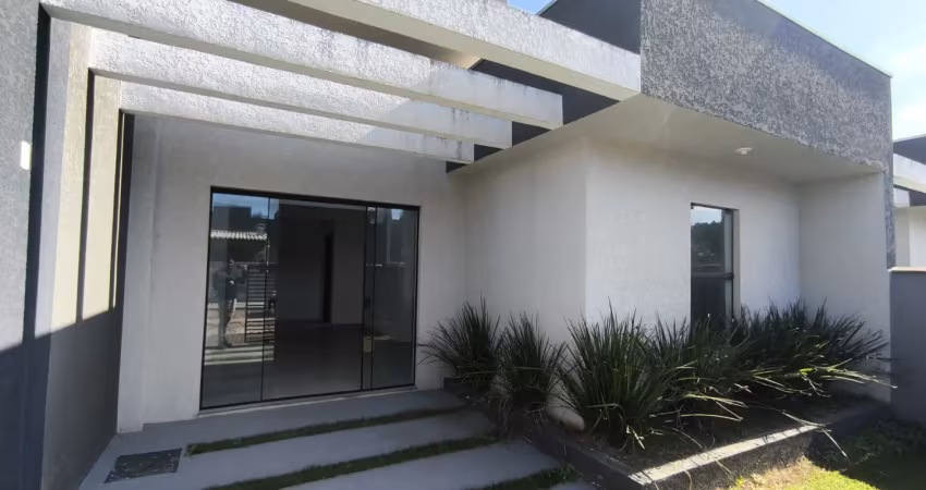 Casa nova para venda no balneário cambijú, localizada no centro cidade de itapoá/sc.