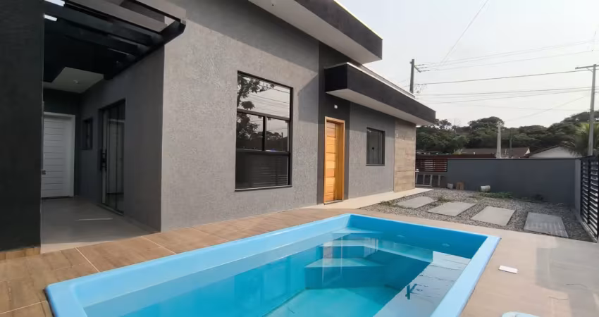Casa nova de esquina para venda no balneário itapoá, centro de itapoá/sc.