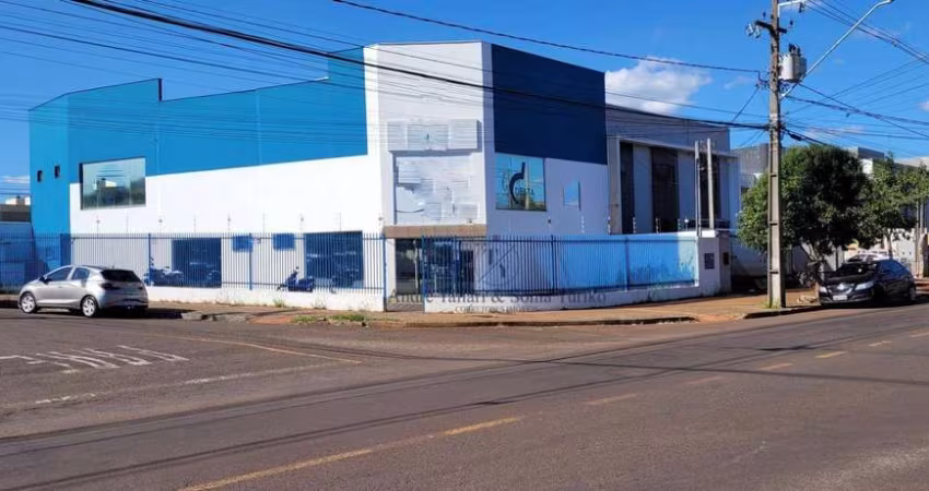Barracão à venda, 470 m² por R$ 2.500.000 - Antares - Londrina/PR