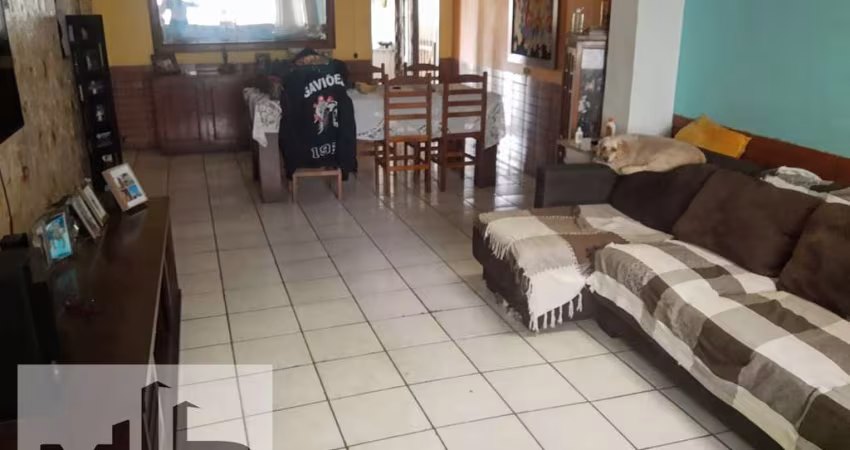 Casa em Conjunto Residencial José Bonifácio  -  São Paulo
