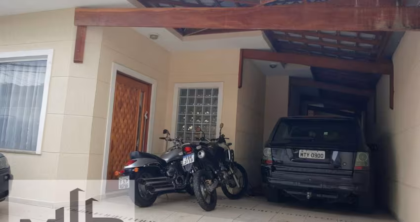 Casa 03 Dorm. em Vila Galvão  -  Guarulhos