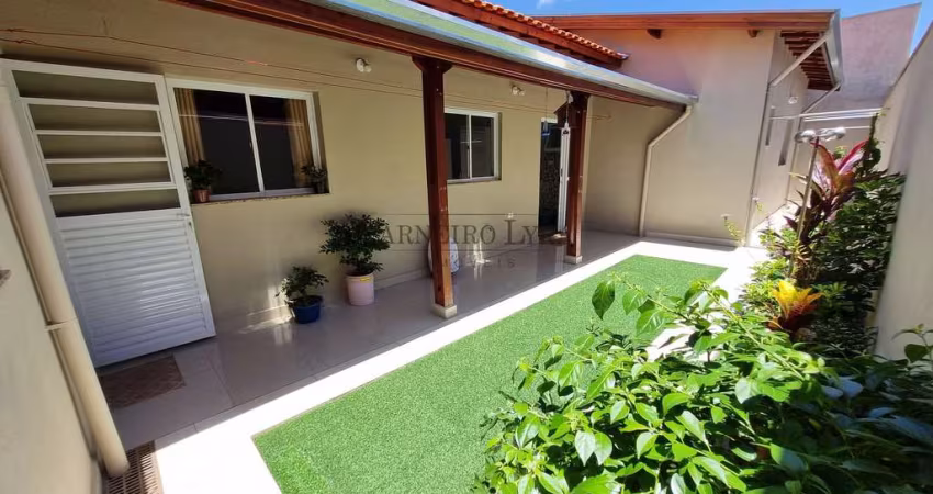Casa com 2 dormitórios à venda por R$580.000 - Jardim Bela Vista, Jaú, SP