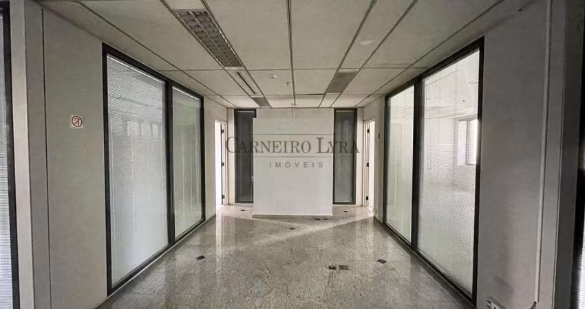 Excelente conjunto comercial para venda ou locação na Líbero Badaró com 143m²