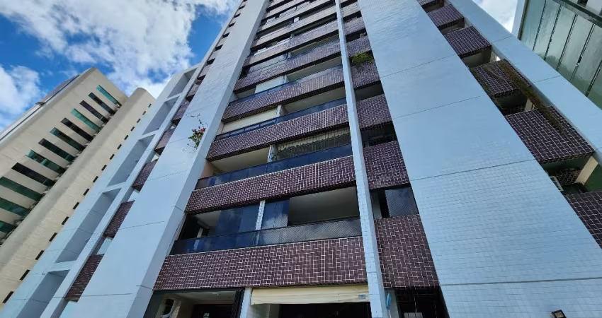 Imóvel para venda tem 136 metros quadrados com 4 quartos em Boa Viagem - Recife - PE