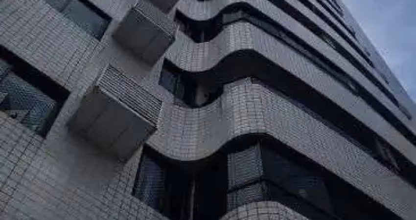 AMPLO APTº NASCENTE PRÓX AO COLÉGIOS Stª MARIA