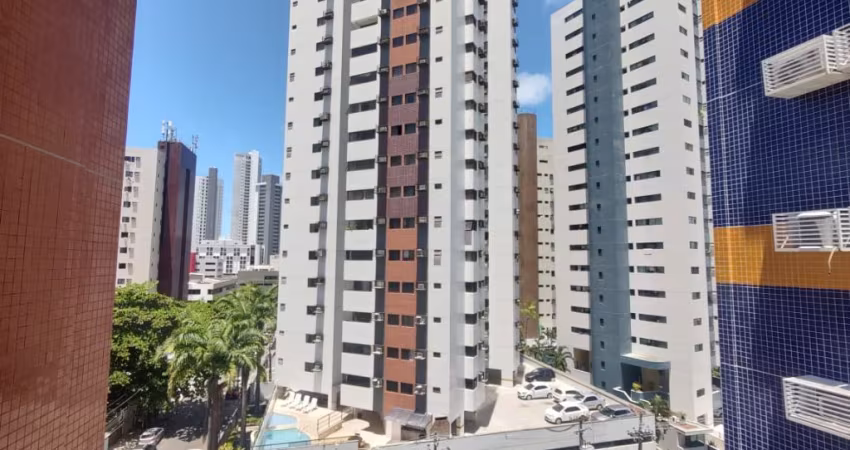 MORE PRÓXIMO AOS COLÉGIOS Stª MARIA E CBV