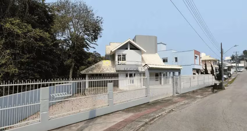 Casa com 4 quartos à venda na Rua dos Curiós, 1, Pedra Branca, Palhoça