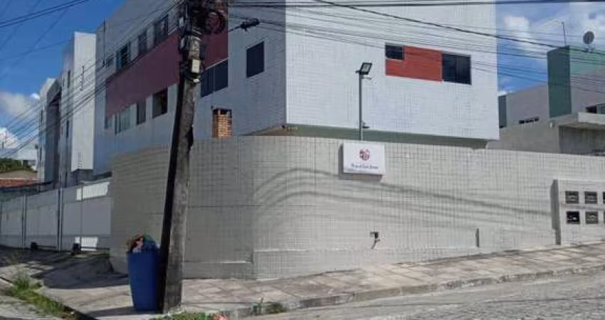 Apartamento com 2 quartos predio com piscina e churrasqueira