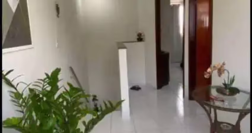Oportunidade casa  duplex no geisel em condomínio fechado
