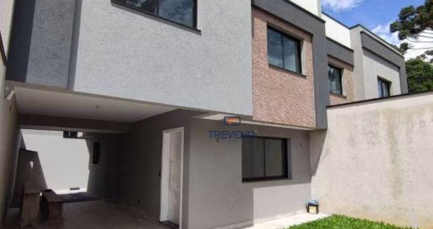 Sobrado Triplex 147m² 3 quartos sendo um deles com suite, 2 garagens coberta, quintal e demais compartimentos