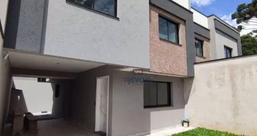 Sobrado triplex 147m² 3 quartos sendo um deles com suite, 2 garagens coberta, quintal e demais compartimentos
