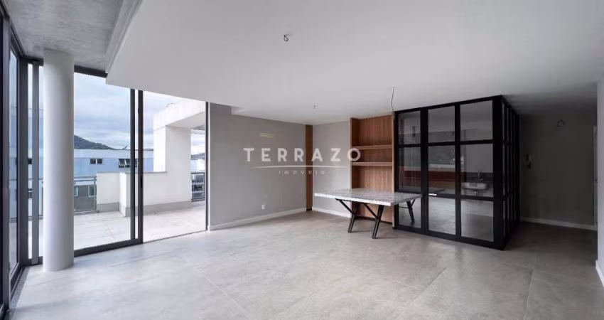 Cobertura à venda, 3 quartos, 1 suíte, 4 vagas, Agriões - Teresópolis/RJ