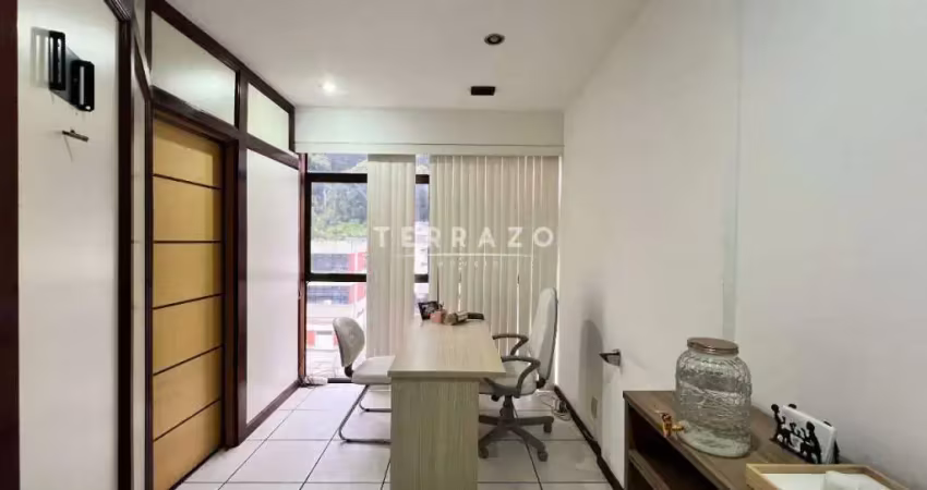Sala comercial à venda no Várzea, Teresópolis 