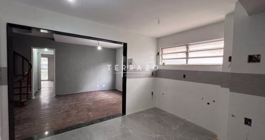 Cobertura à venda, 3 quartos, 2 suítes, 1 vaga, Agriões - Teresópolis/RJ